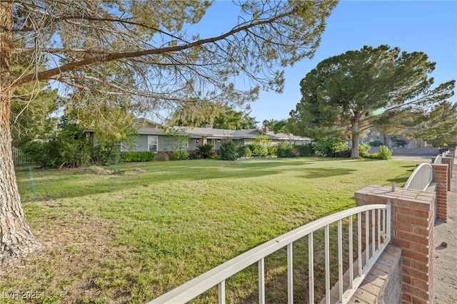 7545 Constantinople Ave, Las Vegas, NV 89129 - view of green lawn
