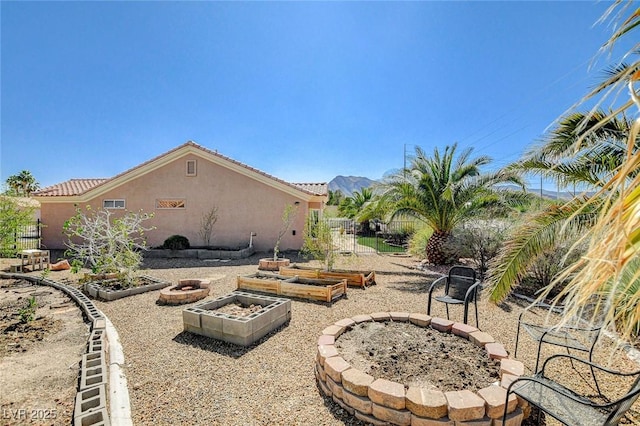 3112 Haddon Dr, Las Vegas, NV 89134 - view of yard featuring a garden