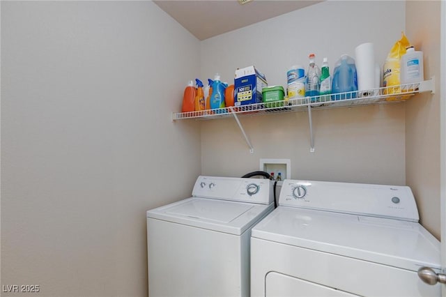 9039 Alex Creek Ave, Las Vegas, NV 89149 - laundry area featuring washing machine and dryer