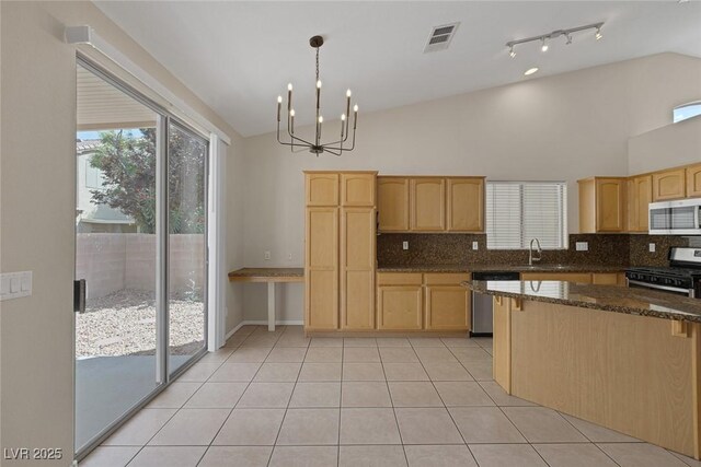 7544 Coral River Dr, Las Vegas, NV 89131 - photo 9