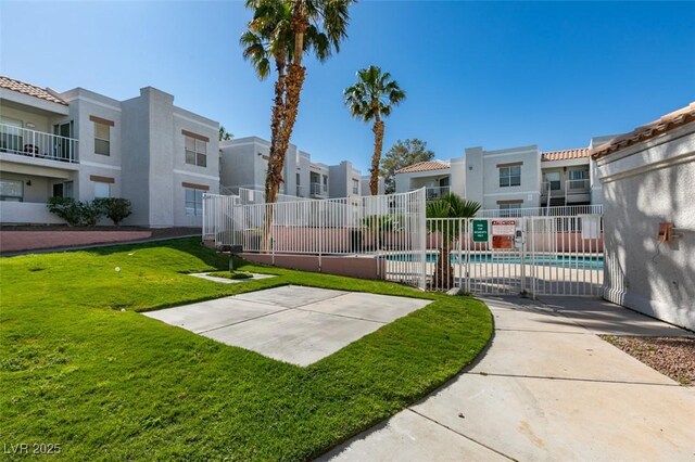 6800 E Lake Mead Blvd Unit 1034, Las Vegas, NV 89156 - view of home's community featuring a residential view and a swimming pool