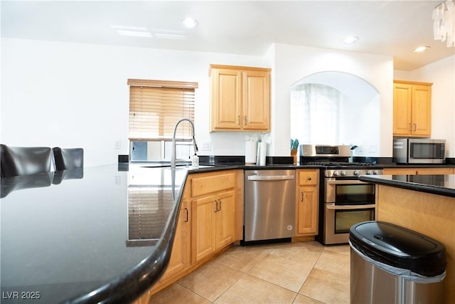 10902 Pentland Downs St, Las Vegas, NV 89141