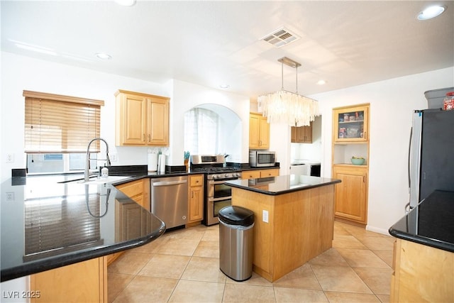 10902 Pentland Downs St, Las Vegas, NV 89141