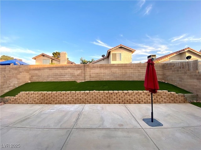 2813 Painted Rose Ln, Henderson, NV 89074 - view of patio / terrace
