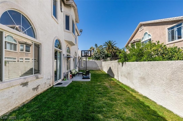 2090 Eaglepath Cir, Henderson, NV 89074 - view of yard featuring a patio area