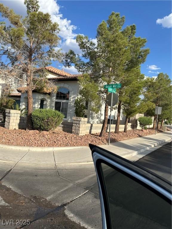 1511 Balsam Mist Ave, Las Vegas, NV 89183 - view of front of property with a tile roof