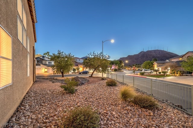 722 Descartes Ave, Henderson, NV 89002 - view of yard with a mountain view