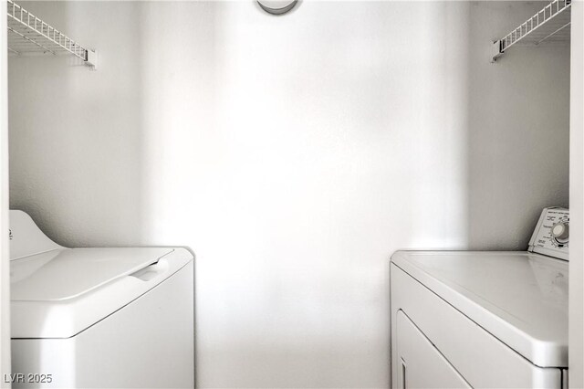 45 Maleena Mesa St Unit 1321, Henderson, NV 89074 - laundry room featuring washing machine and dryer