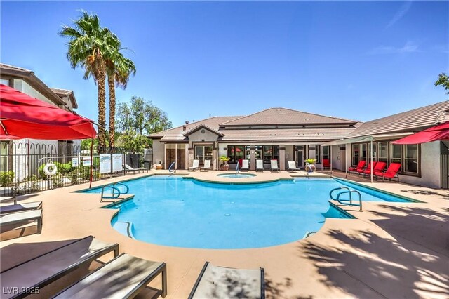 45 Maleena Mesa St Unit 1321, Henderson, NV 89074 - community pool with a patio and a hot tub