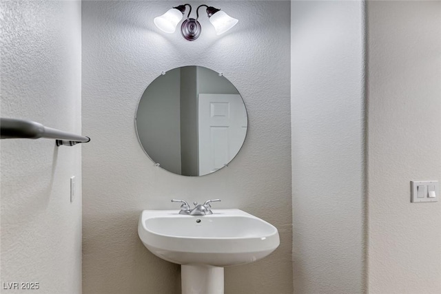9766 Marcelline Ave, Las Vegas, NV 89148 - bathroom with a sink