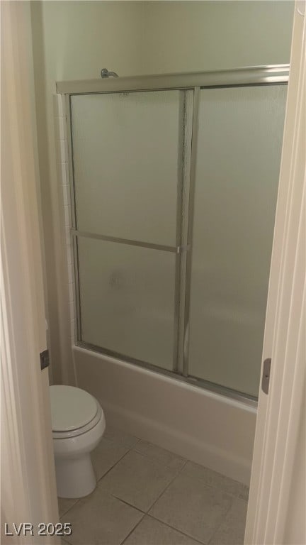 864 Chianti Way, Mesquite, NV 89027 - full bathroom with tile patterned floors, toilet, and combined bath / shower with glass door