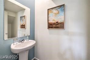 7915 Pandora Sky St Unit 402, North Las Vegas, NV 89084 - view of bathroom