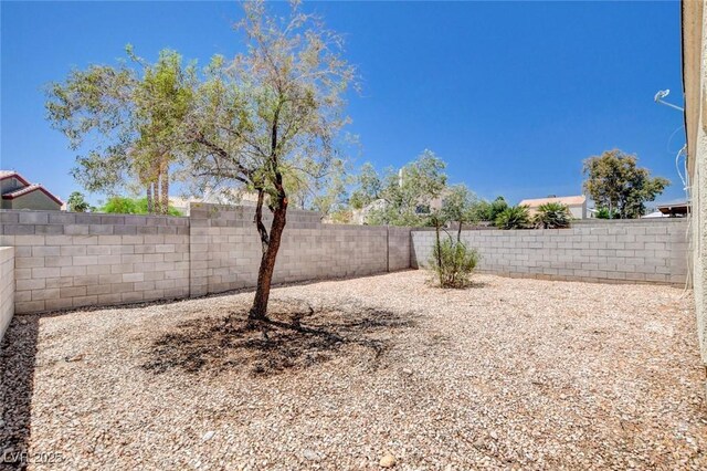 8233 Willeta Ave, Las Vegas, NV 89145 - view of fenced backyard
