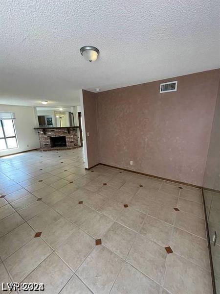 600 Woodmount Dr, Las Vegas, NV 89107 - photo 12