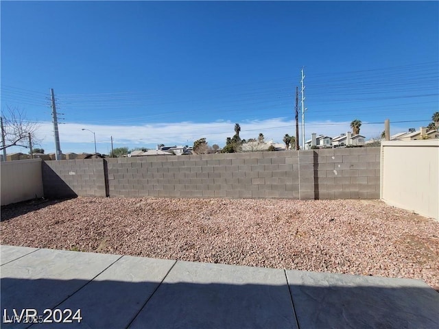 2711 Morning Break Ct, Las Vegas, NV 89142 - view of fenced backyard