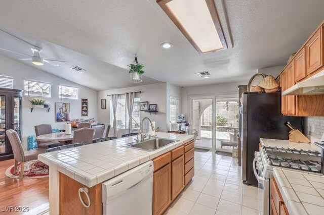 3440 Meridale Dr, Las Vegas, NV 89117 - photo 12