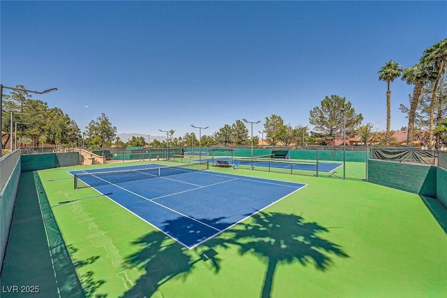 9024 Starmount Dr, Las Vegas, NV 89134 - view of tennis court