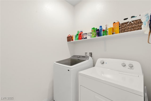 10951 Stone Crossing Ave, Las Vegas, NV 89166 - laundry room featuring independent washer and dryer