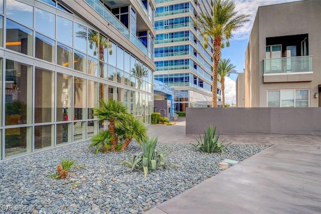 4525 Dean Martin Dr Unit 2901, Las Vegas, NV 89103 - view of property's community