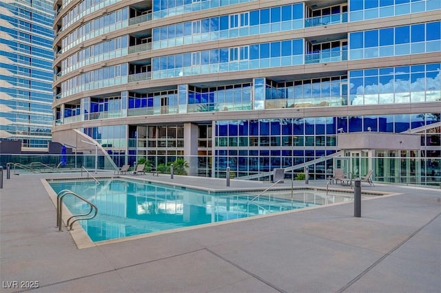 4525 Dean Martin Dr Unit 2901, Las Vegas, NV 89103 - community pool with a patio area