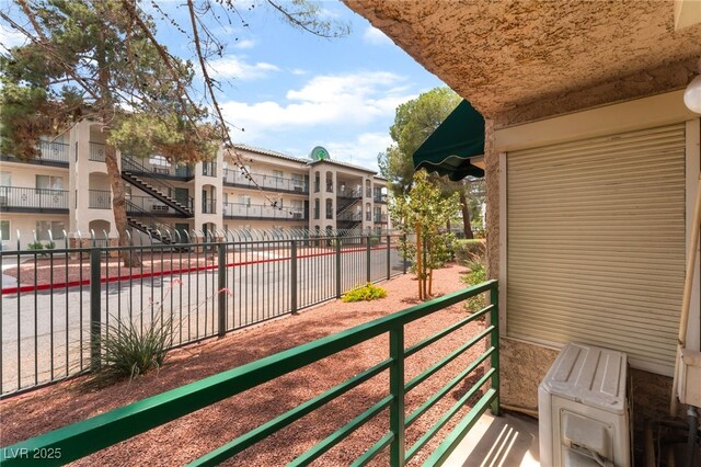 440 Elm Dr Unit 103, Las Vegas, NV 89169 - photo 21