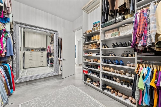 4050 N Tomsik St, Las Vegas, NV 89129 - view of walk in closet