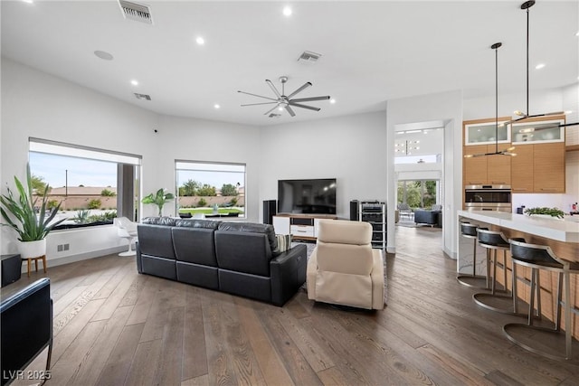 4050 N Tomsik St, Las Vegas, NV 89129 - living area featuring wood finished floors and recessed lighting
