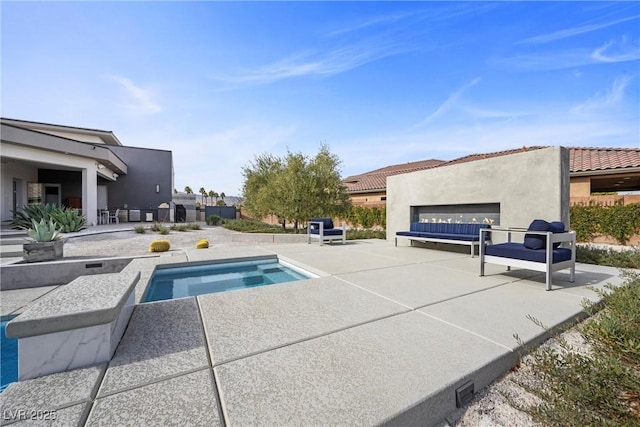 4050 N Tomsik St, Las Vegas, NV 89129 - view of swimming pool featuring a patio and a jacuzzi