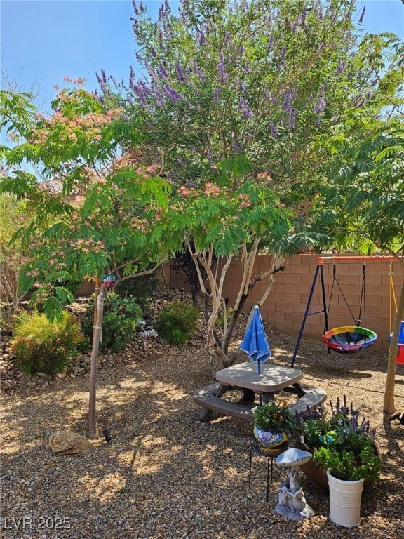 759 Star Apple Ln, Las Vegas, NV 89178 - view of yard