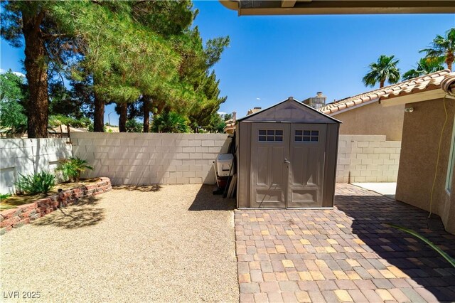 906 Sitting Bull Dr, Henderson, NV 89014 - photo 41