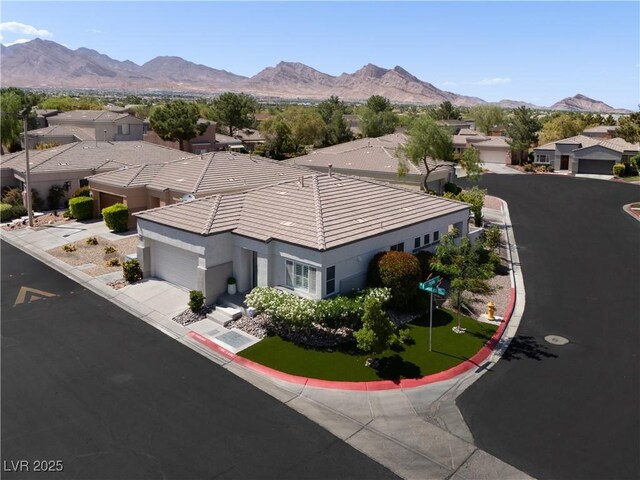 10532 Redwood Ash Ave, Las Vegas, NV 89144 - view of mountain backdrop featuring nearby suburban area