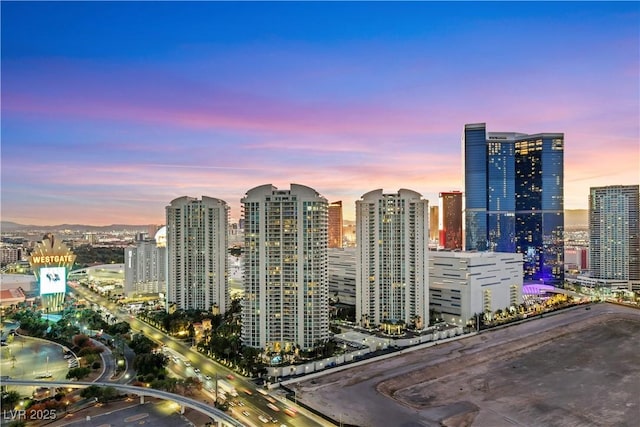 222 Karen Ave Unit 3307, Las Vegas, NV 89109 - view of city skyline