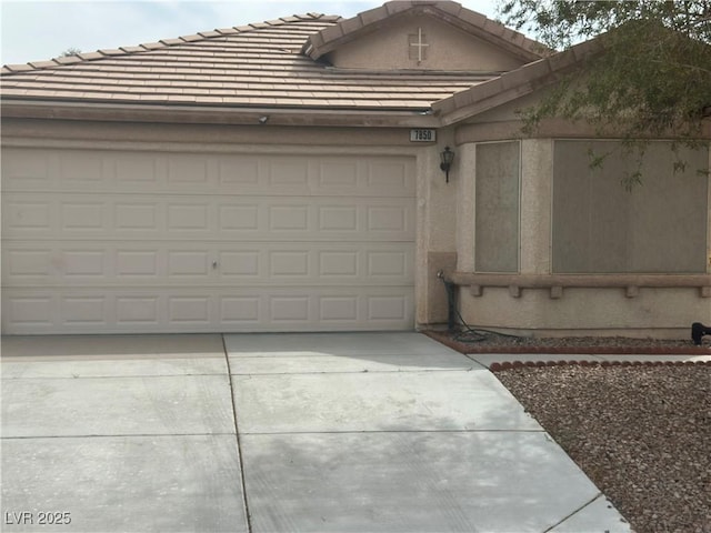 7850 Flagler St, Las Vegas, NV 89139 - garage with concrete driveway