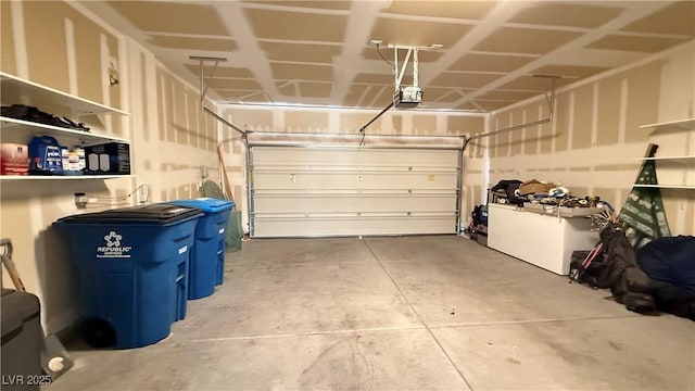 2924 Sunday Silence Rd, North Las Vegas, NV 89086 - garage featuring a garage door opener