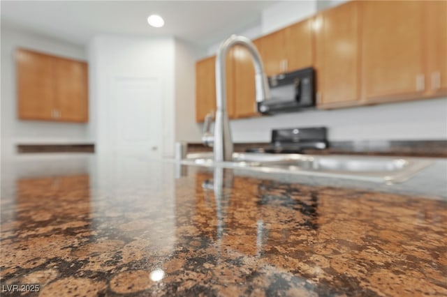 705 Coastal Lagoon St, Henderson, NV 89002 - photo 13