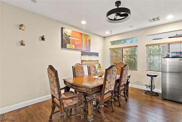 6714 Flamenco Ct, Las Vegas, NV 89139 - dining area with hardwood / wood-style floors and recessed lighting