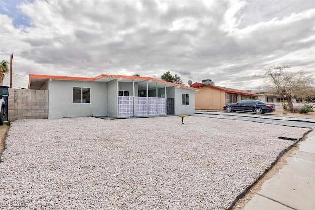 3008 Lawndale St, Las Vegas, NV 89121 - mid-century modern home with stucco siding
