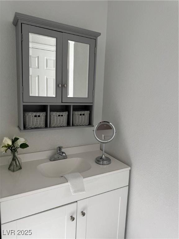621 S 9th St, Las Vegas, NV 89101 - bathroom with vanity