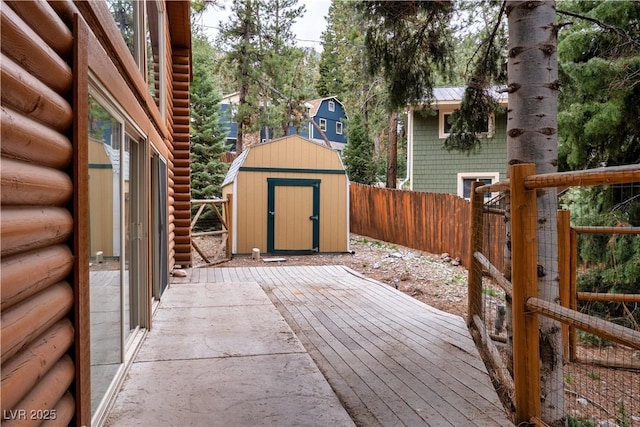 401 Alpine Way, Las Vegas, NV 89124 - deck with a fenced backyard