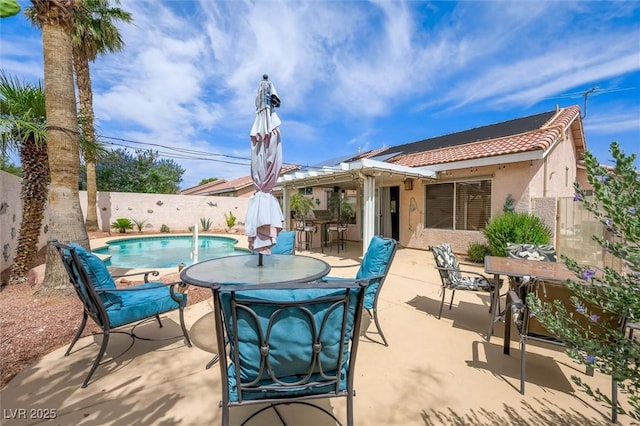 3121 Fontana Colony Ct, North Las Vegas, NV 89031 - fenced backyard with outdoor dining space and a patio area