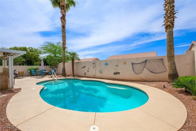 3121 Fontana Colony Ct, North Las Vegas, NV 89031 - view of pool featuring a patio area and a fenced backyard