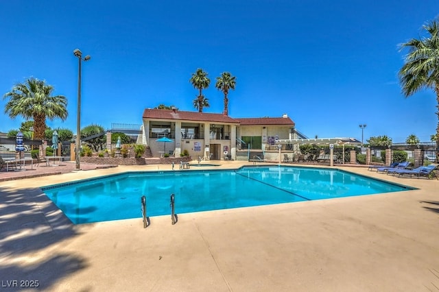 5713 Whiteridge Ave, Las Vegas, NV 89107 - community pool with a patio area