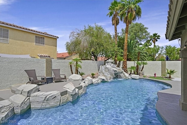 928 Aspen Valley Ave, Las Vegas, NV 89123 - view of swimming pool featuring a fenced backyard