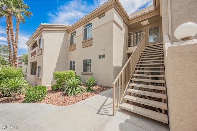 7400 W Flamingo Rd Unit 1082, Las Vegas, NV 89147 - view of building exterior with stairs