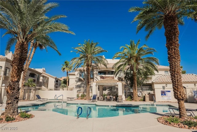 7400 W Flamingo Rd Unit 1082, Las Vegas, NV 89147 - community pool with a patio area