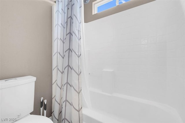 4326 Spooner Lake Cir, Las Vegas, NV 89147 - full bath with toilet and shower / tub combo with curtain