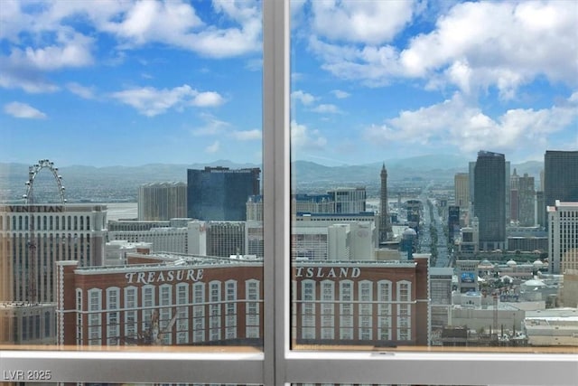 2000 N Fashion Show Dr Unit 5326, Las Vegas, NV 89109 - city view with mountains