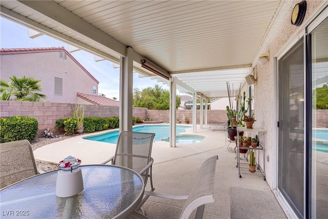 967 Cardelina Ln, Henderson, NV 89052 - view of swimming pool featuring a patio area, a fenced backyard, and outdoor dining area