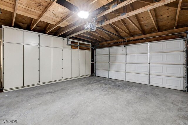 3013 Plaza De Rosa, Las Vegas, NV 89102 - garage with a garage door opener