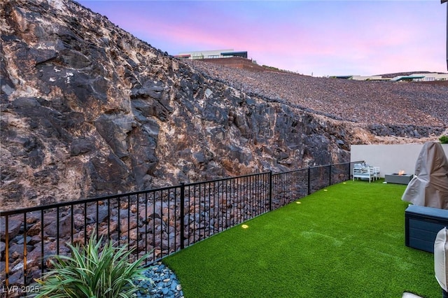 358 Solitude Peak Ln, Henderson, NV 89012 - view of yard